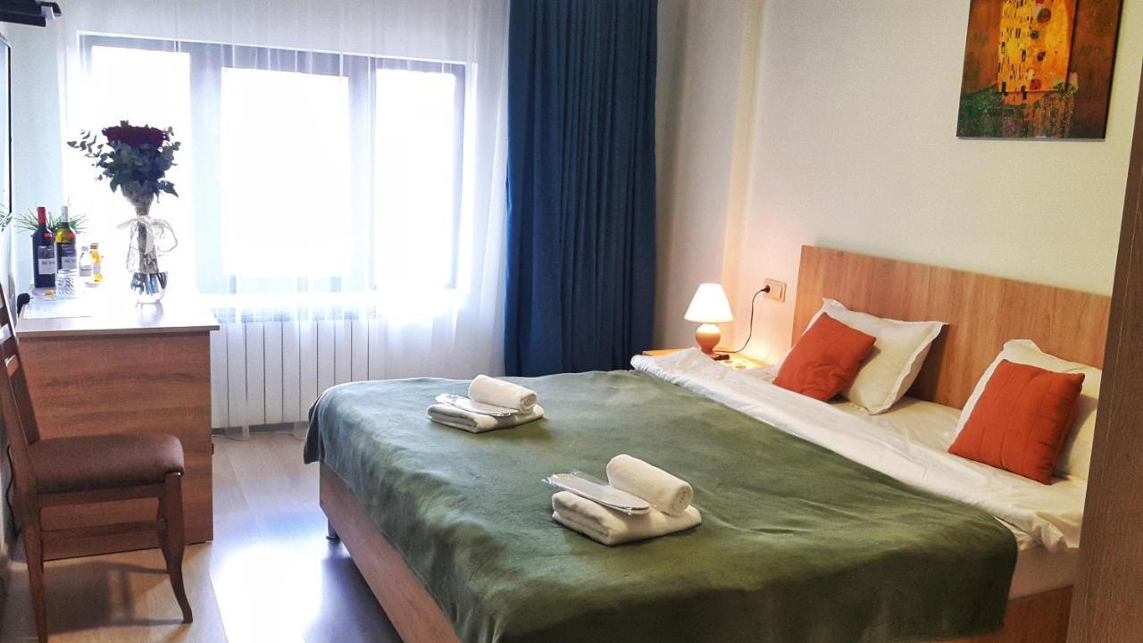 Amadeus Hotel Tbiliszi Kültér fotó